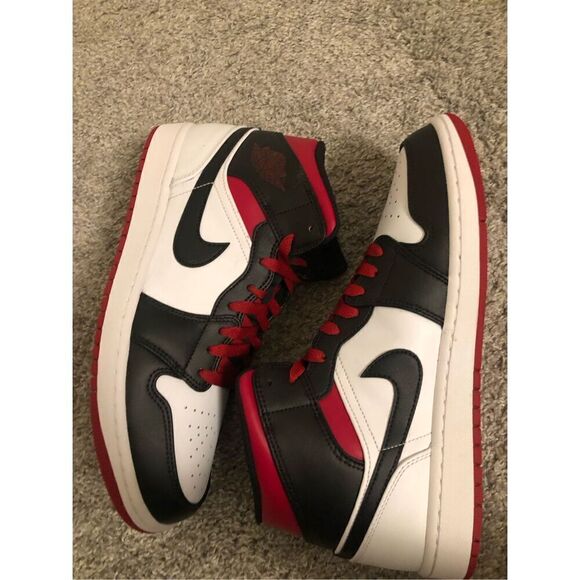 Jordan 1 Mid Black/ Gym Red Men’s Size 10.5 - Picture 6 of 10